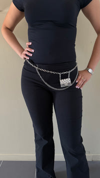 Ceinture chaîne avec mini sac argenté