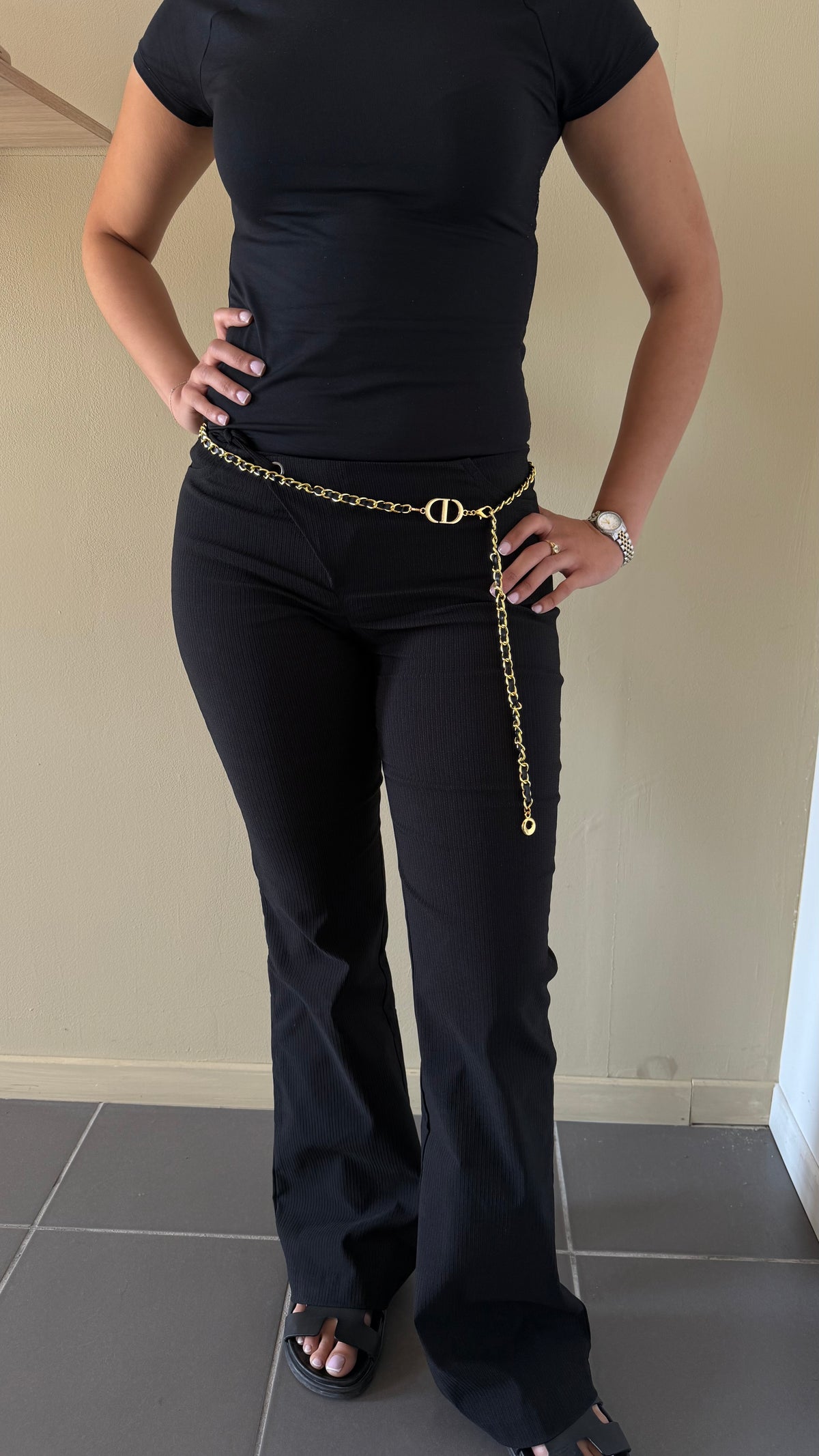 Ceinture chaîne dorée à pendentif