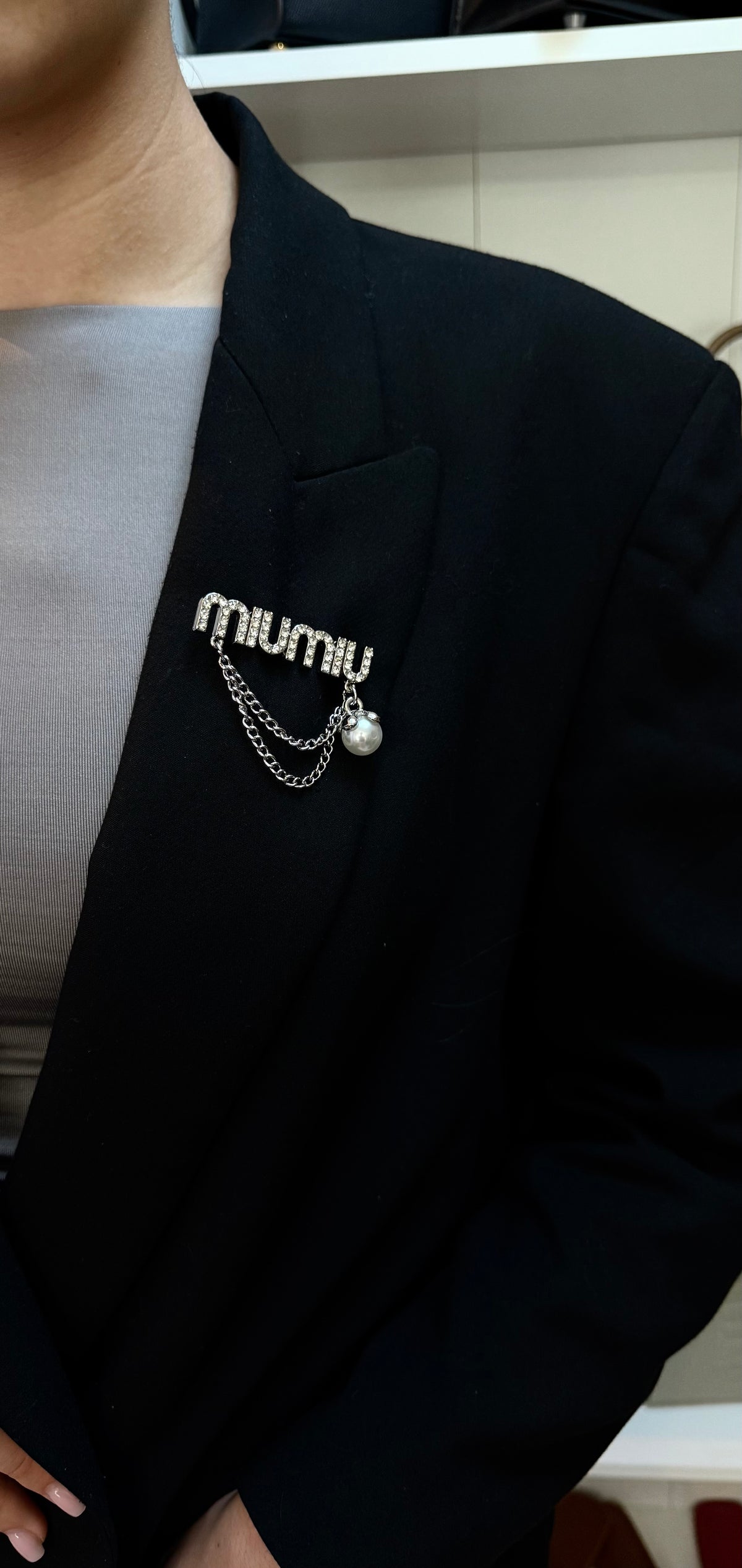 Broche chaîne & strass argentée