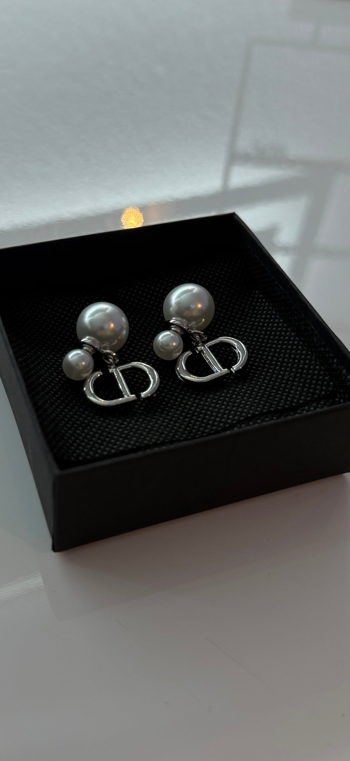 Boucle argentée & blanc