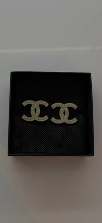 Boucle dorée & strass