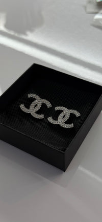 Boucle argentée & strass